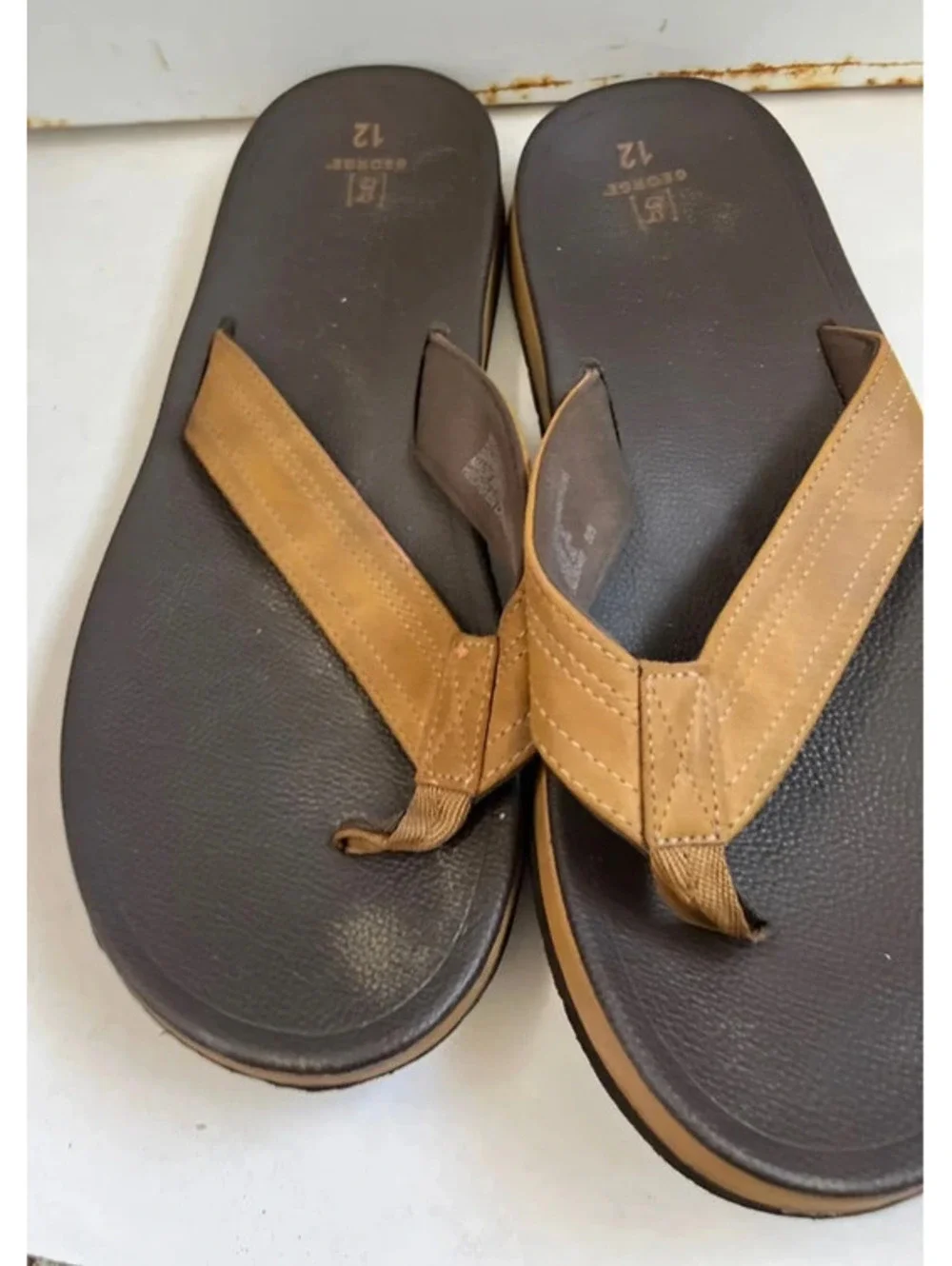 George Mens brown flip flops, Men's Size 12 leather casual